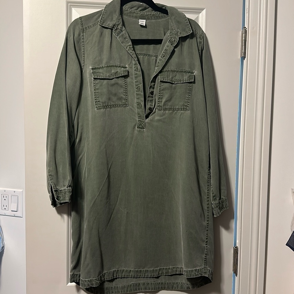 Green Old Navy Shirt Dress